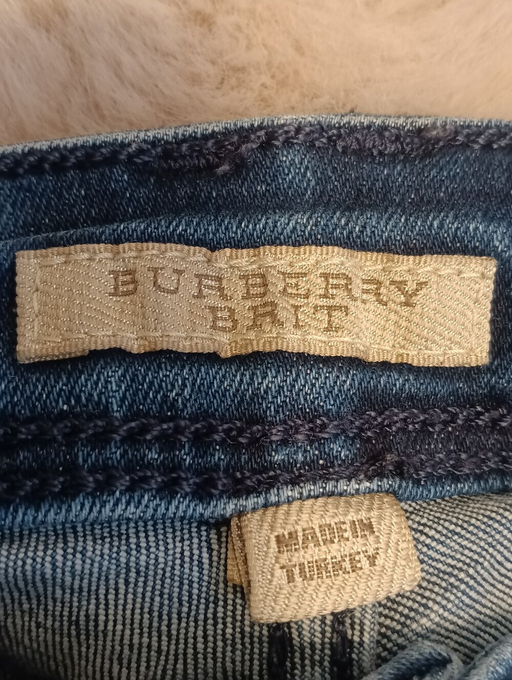 Burberry Brit Hampstead Slim Jeans Blue Medium Wash Denim Size 31x34 Men's - Picture 4 of 12